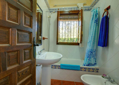 The bathroom at Casa Buganvilla, Órgiva
