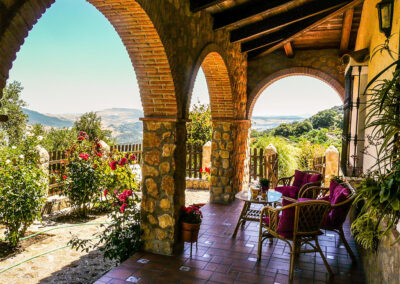 The covered terrace at Casa Montaña, Gaidovar