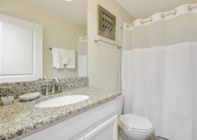 Bedroom #5 & #6 Jack 'n Jill en-suite at Championsgate 84, Davenport