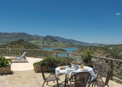The patio & panoramic views at El Huertecillo, El Gastor