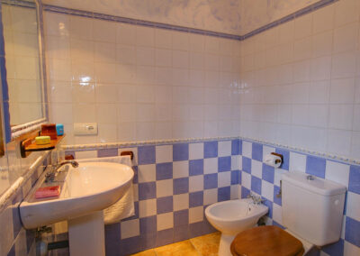 Bedroom #1 en-suite at El Nogal, Ronda
