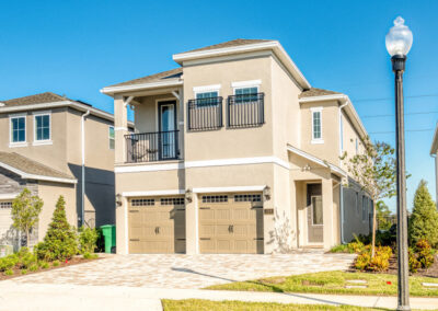 Encore Resort 443, Kissimmee is a six bedroom, five bathroom luxury villa with private pool, spa and outdoor speaker system. There's a TV loft, themed bedrooms & games room with karaoke. Onsite water park, restaurant and shuttle to Disney ten minutes away.