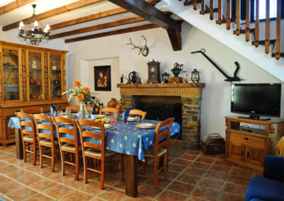 The living & dining area at Huerta Atienza, Montecorto
