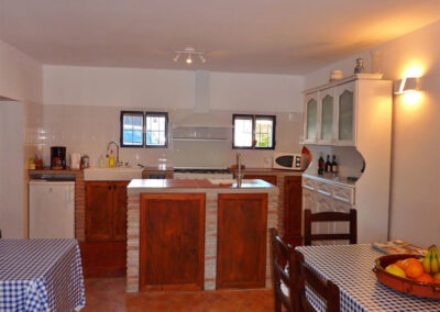 The kitchen & dining area of villa #2 at La Abadesa, Nueva Andalucía