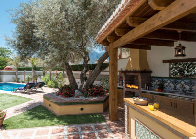 The outdoor kitchen & barbecue area at La Alegria, Órgiva