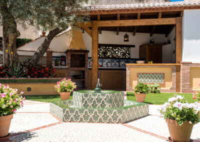 The outdoor kitchen & barbecue area at La Alegria, Órgiva