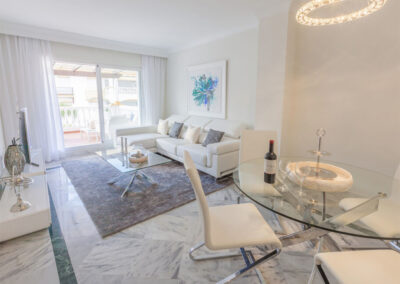 The living area at La Dama De Noche, Nueva Andalucía