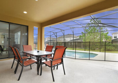 The covered lanaI & alfresco dining area at Providence Resort 61, Davenport, Orlando