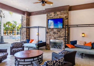 Enjoy cocktails in the poolside bar at Solterra Resort, Davenport, Orlando