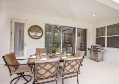 The covered lanai, outdoor eating & barbecue area at Sonoma Resort 41, Kissimmee, Orlando