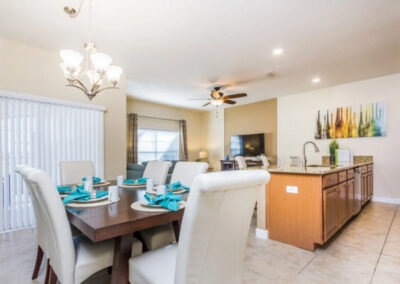 The dining area at Storey Lake Resort 3, Kissimmee