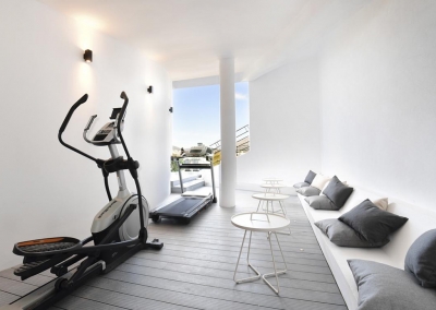 The outdoor fitness area at Villa Calderon, Nueva Andalucía