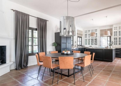 The dining area at Villa Halcones, Les Belvederes