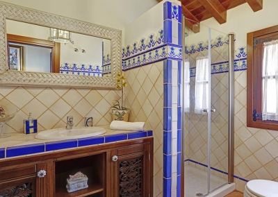 The bathroom at Villa Loli, Frigiliana