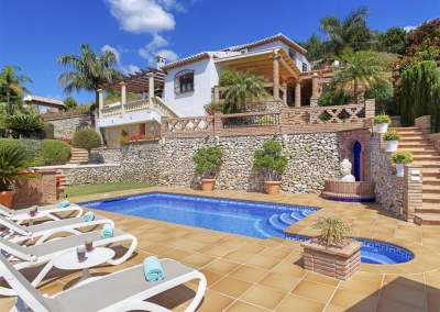 The swimming pool at Villa Loli, Frigiliana