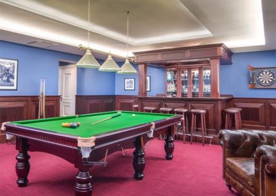 The bar & billiards room at Villa Mirador, Benahavís