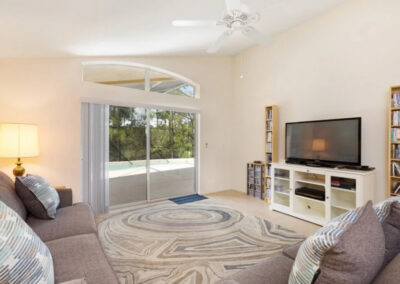 The living area at Watersong Resort 50, Davenport