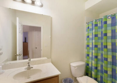 The bathroom at Watersong Resort 50, Davenport