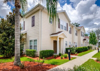 West Lucaya Village 17, Kissimmee is a well-furnished four bedroom, three bathroom townhouse close to Disney, golf & restaurants on Highway 192. Open plan living room & modern kitchen with dishwasher. Gated resort has zero-entry pool, kids games room & fitness center.