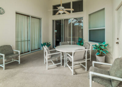 The covered lanai & alfresco dining area at Windsor Palms Resort 6, Kissimmee